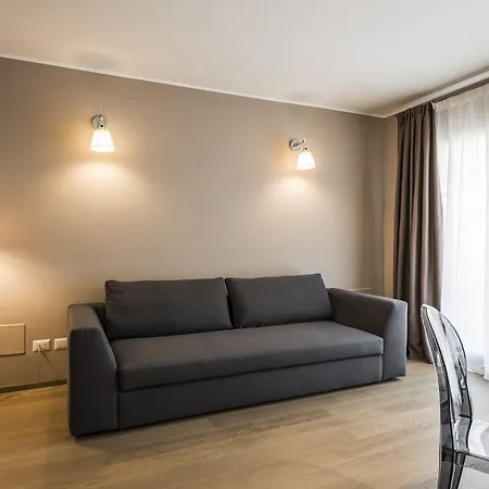 Myplace Corso 11 * Milano