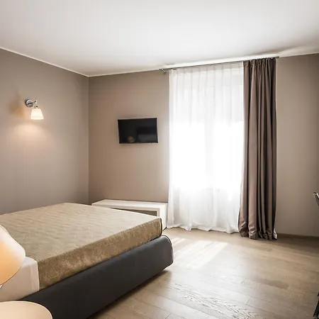 Myplace Corso 11 *